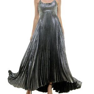 Black-silver metallic pleated sleeveless formal gown